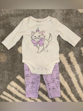 Disney 6 month Aristocats White & Lavender Kitten Bodysuit and Pants Set